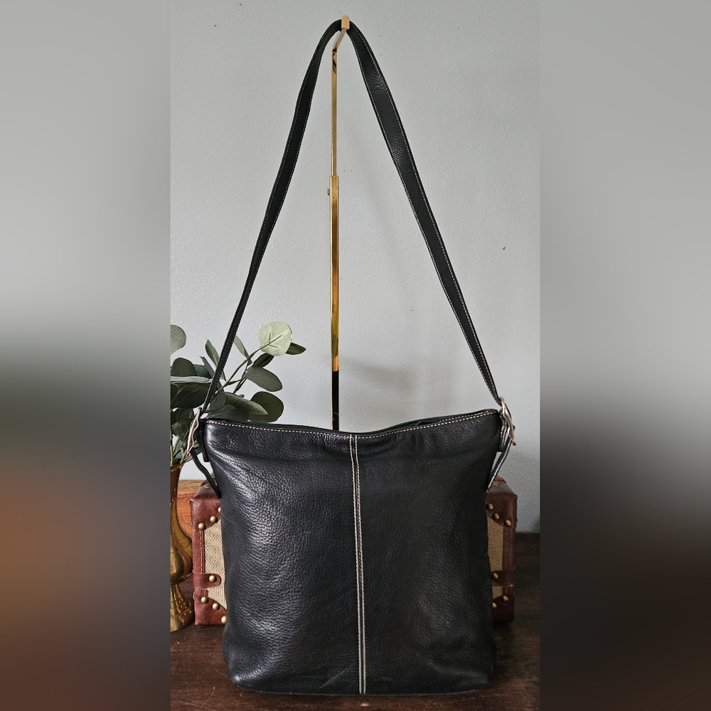 GIANI BERNINI Black Pebbled Genuine Leather Shoulder/Hobo Bag!